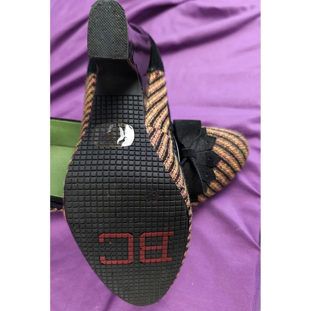 BC In The Winners Circle Black Vegan Suede Orange Woven 8.5M Bow Heels Autumn